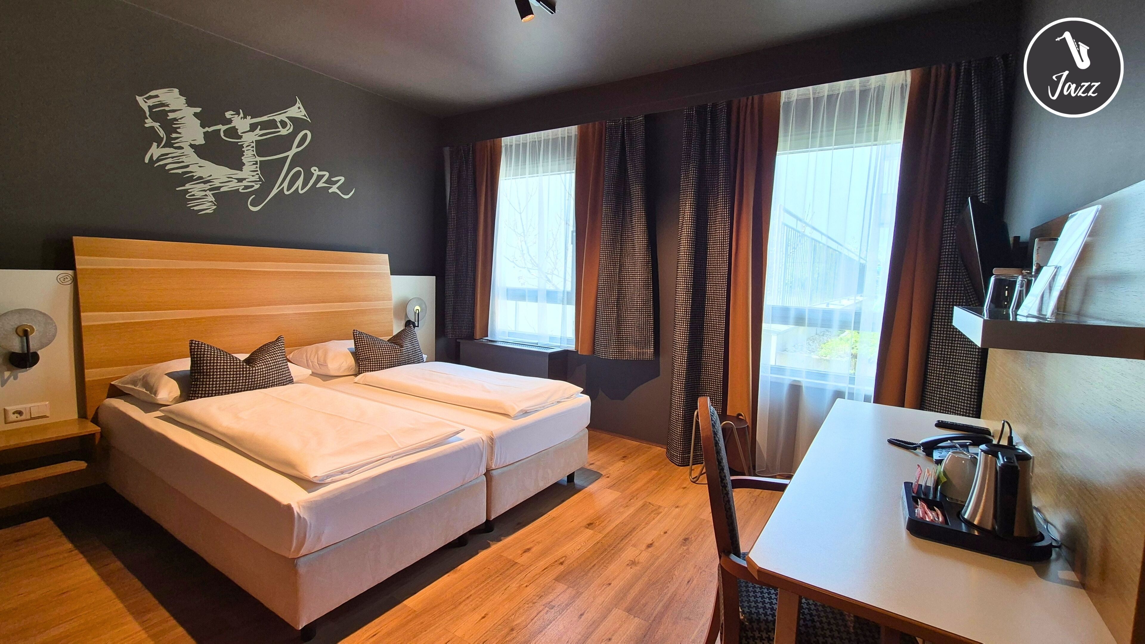 Deluxe Double or Twin Room