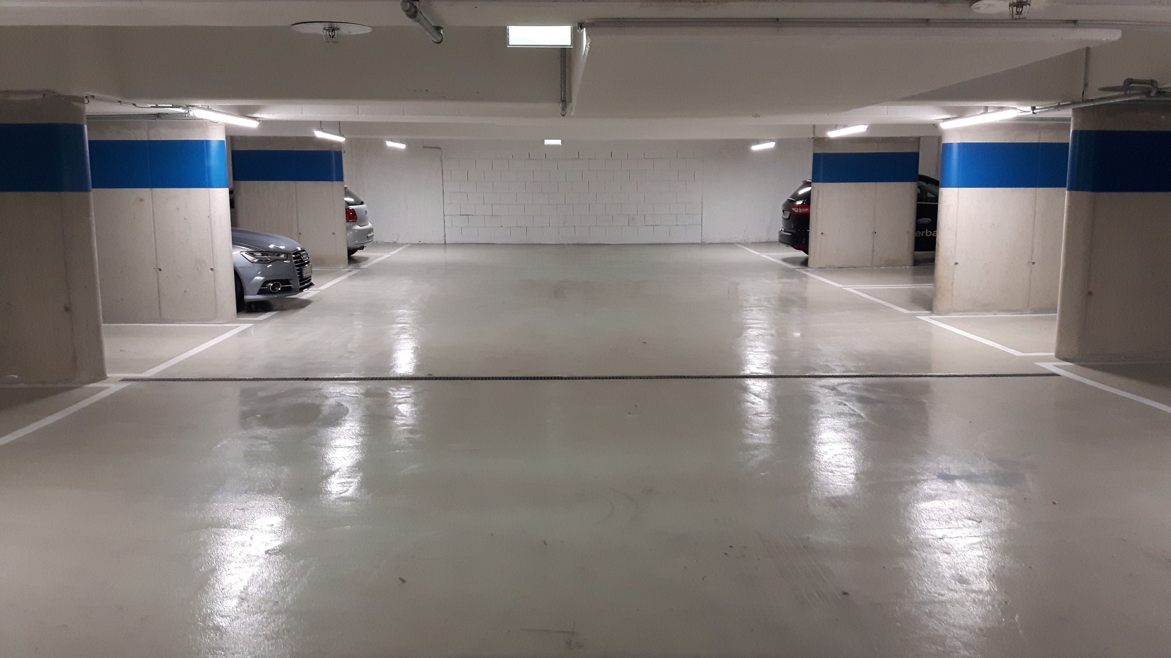 self-parking (surcharge) 18 per day