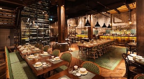 3 Restaurants, Mittagessen, Abendessen, japanische KĂŒche