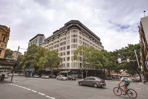 Exterior - Vibe Hotel Sydney (Sydney)