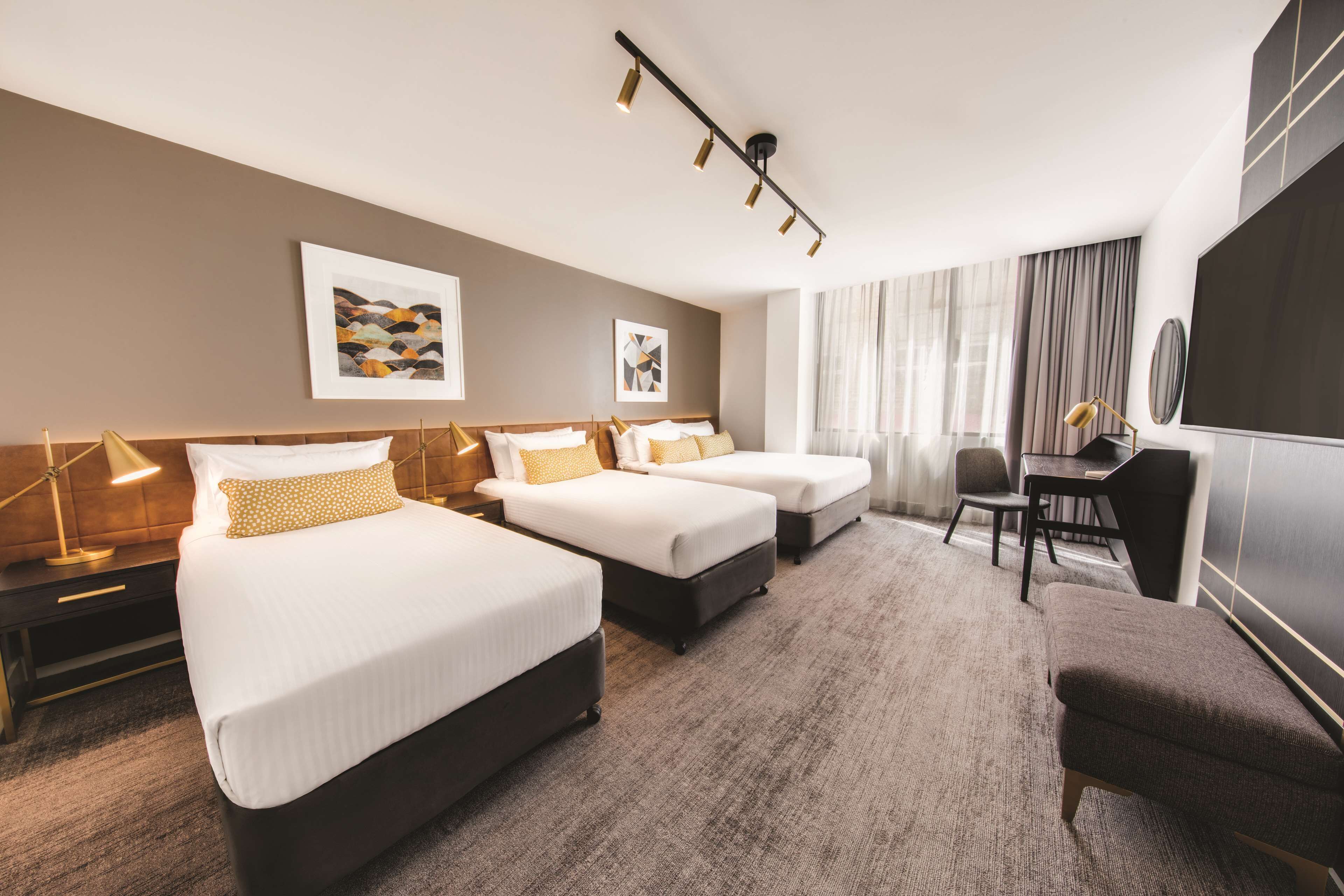 quadruple room | minibar, in-room safe, desk, laptop workspace