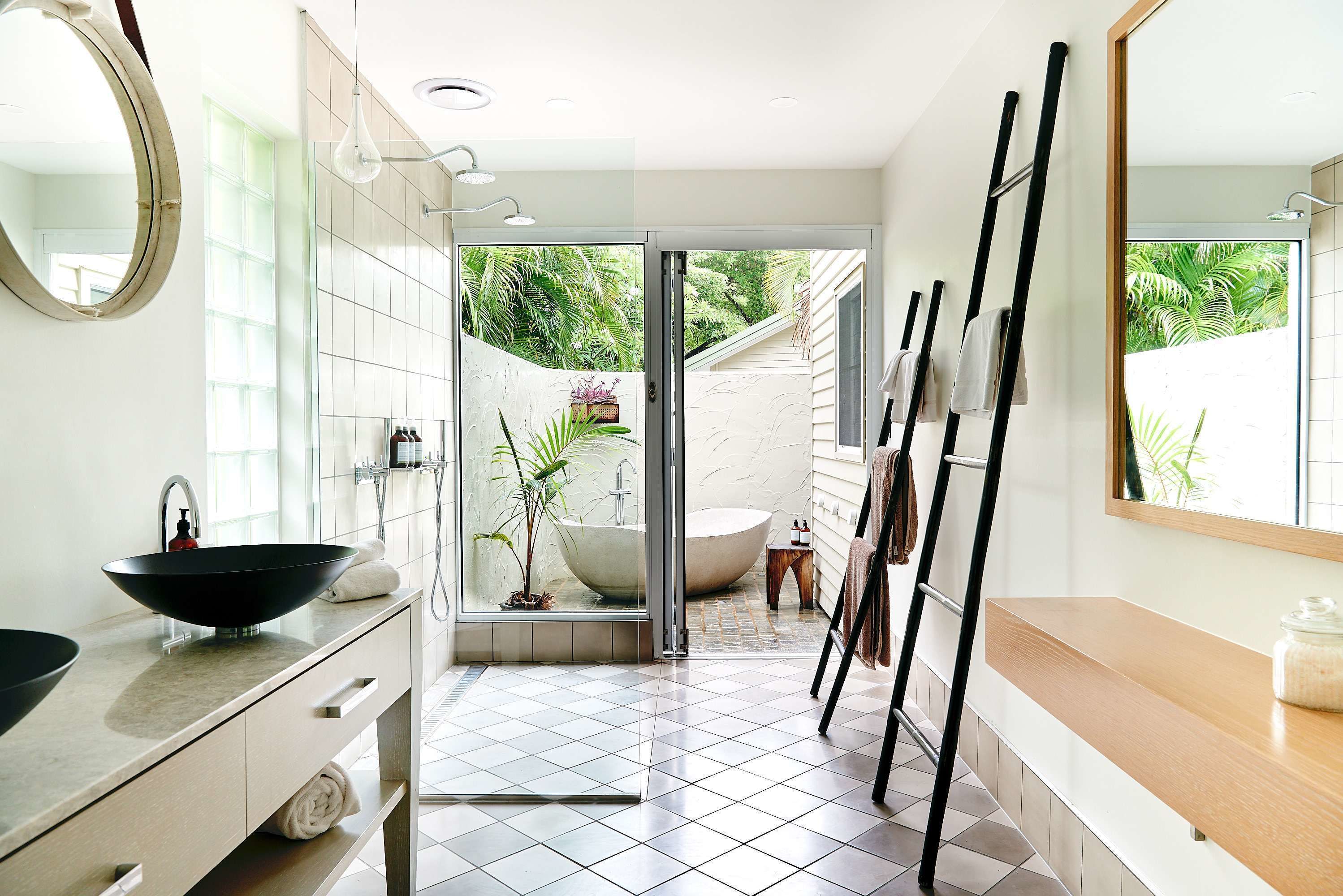 South Suite | Bathroom | Shower, rainfall showerhead, designer toiletries, hair dryer
