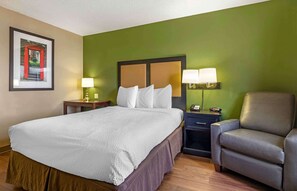 Desk, iron/ironing board, free WiFi, bed sheets - Extended Stay America Suites Amarillo West (Amarillo)