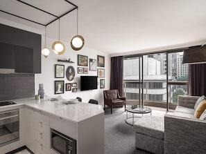 Ropa de cama de alta calidad y camas con pillow-top