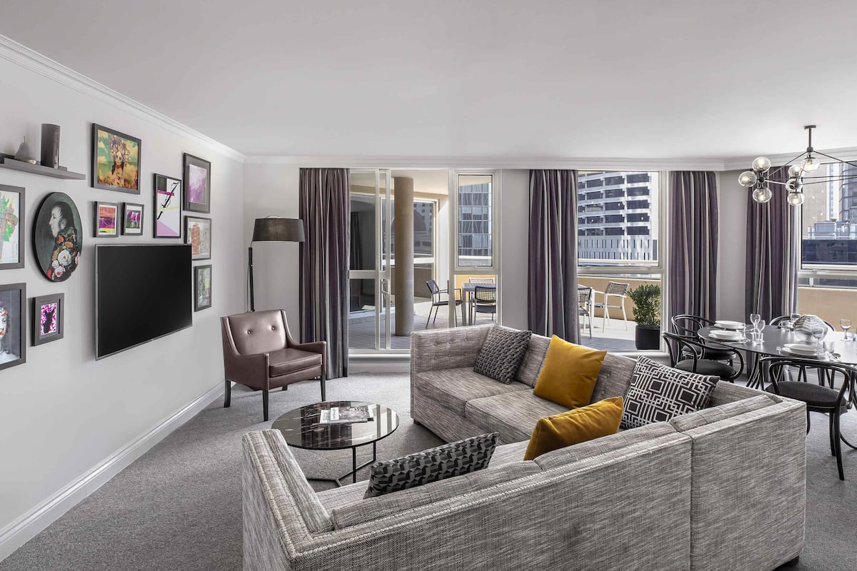 Penthouse, 3 Bedrooms | Premium bedding, pillowtop beds, in-room safe, individually furnished