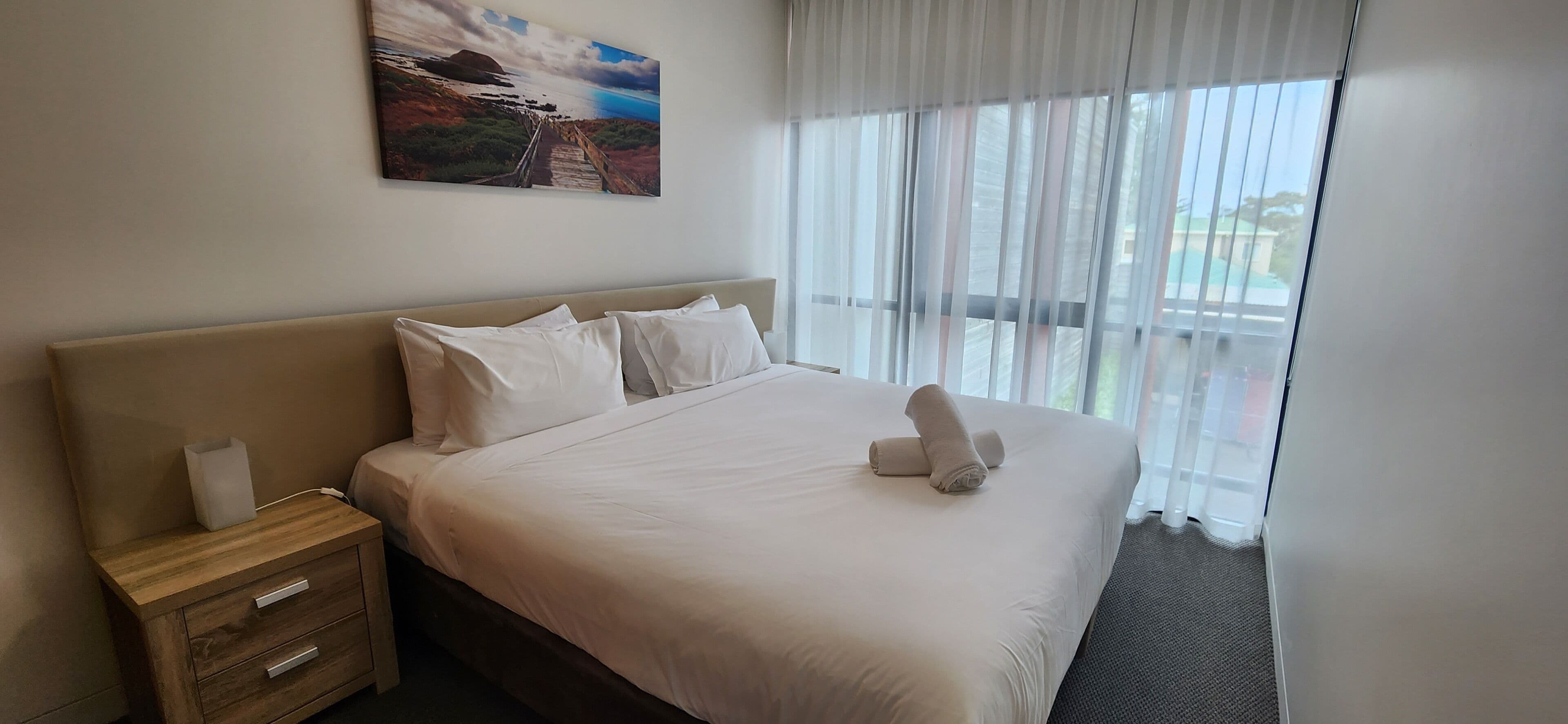 Deluxe Three-Bedroom Apartment