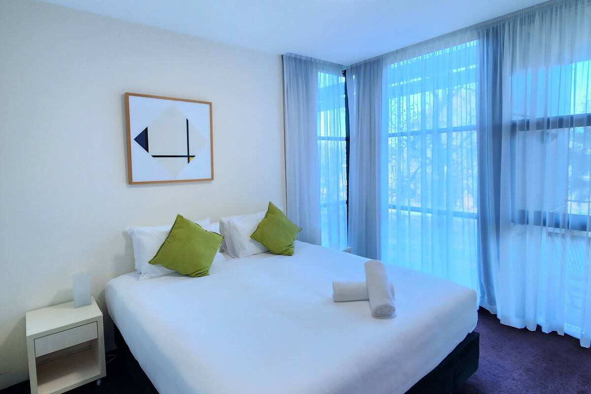 1 bilik tidur, peralatan tempat tidur premium, seterika/papan seterika 