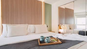 Phòng Junior, 1 giường cỡ king | Bộ đồ giường cao cấp, minibar, két bảo mật tại phòng, bàn