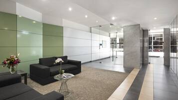 Sala de estar en el lobby