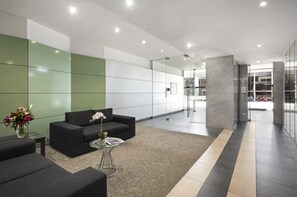 Sala de estar en el lobby
