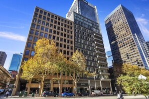 Front of property - Quest On William (Melbourne)