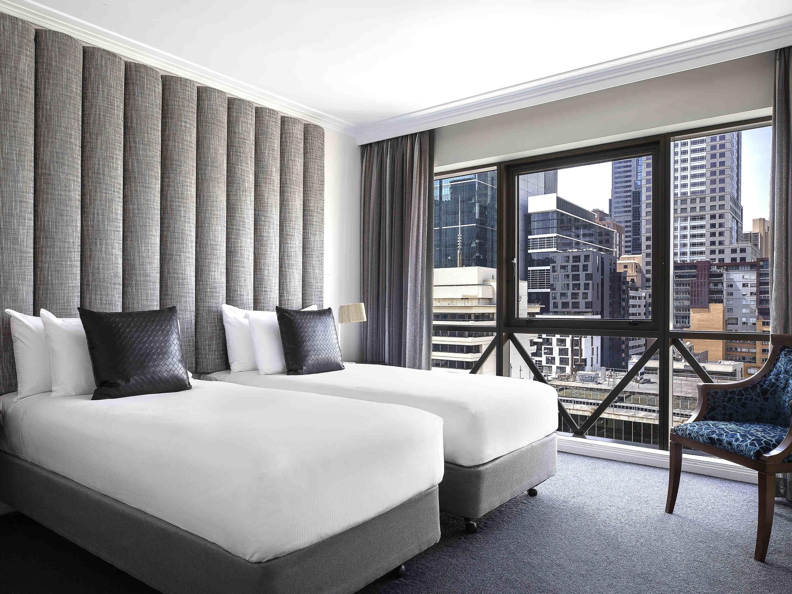 Premium-værelse - 2 soveværelser | Premium-sengetøj, minibar, pengeskab på værelset, mørklægningsgardiner