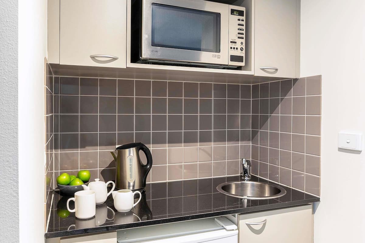 Apartment, 2 Bedrooms (Dual Key) | Premium bedding, minibar, in-room safe, blackout curtains