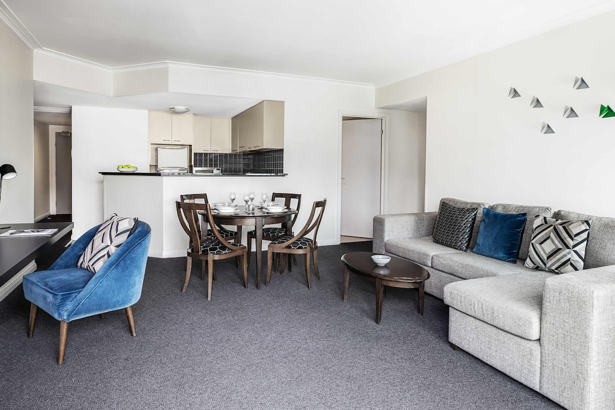 Apartment, 2 Bedrooms | Premium bedding, minibar, in-room safe, blackout drapes