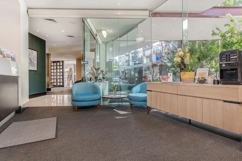 Melbourne South Yarra Central Apartment Hotel