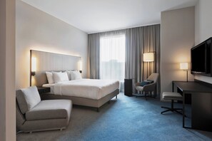 Ropa de cama de alta calidad y minibar 