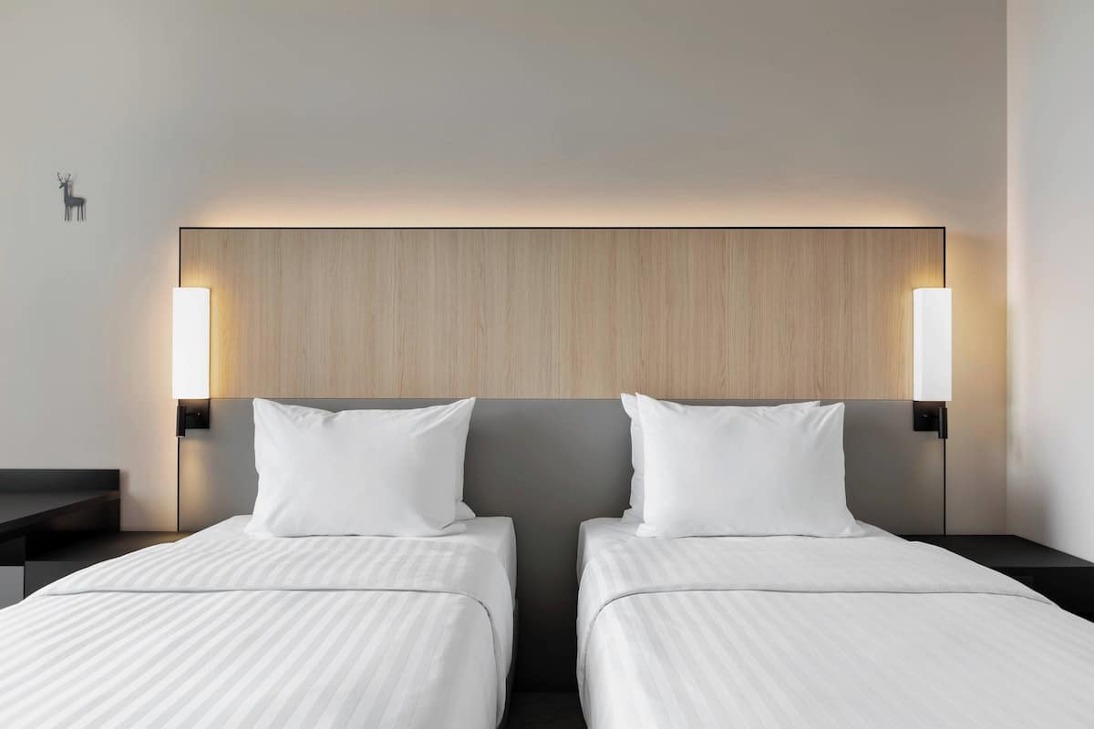 room, 2 single beds | premium bedding, minibar, in-room safe, desk
