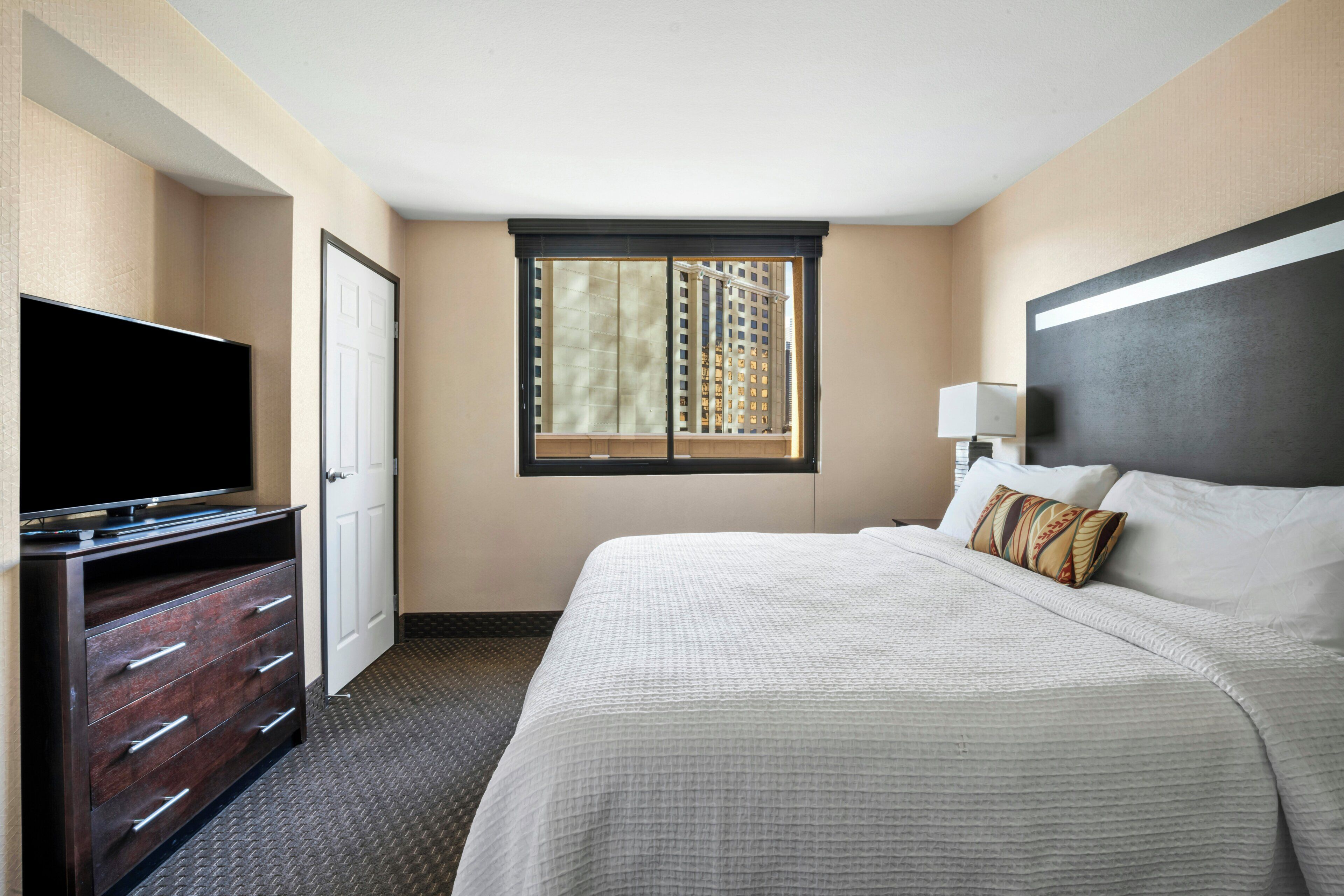 Hypo-allergenic bedding available, in-room safe, desk, laptop workspace