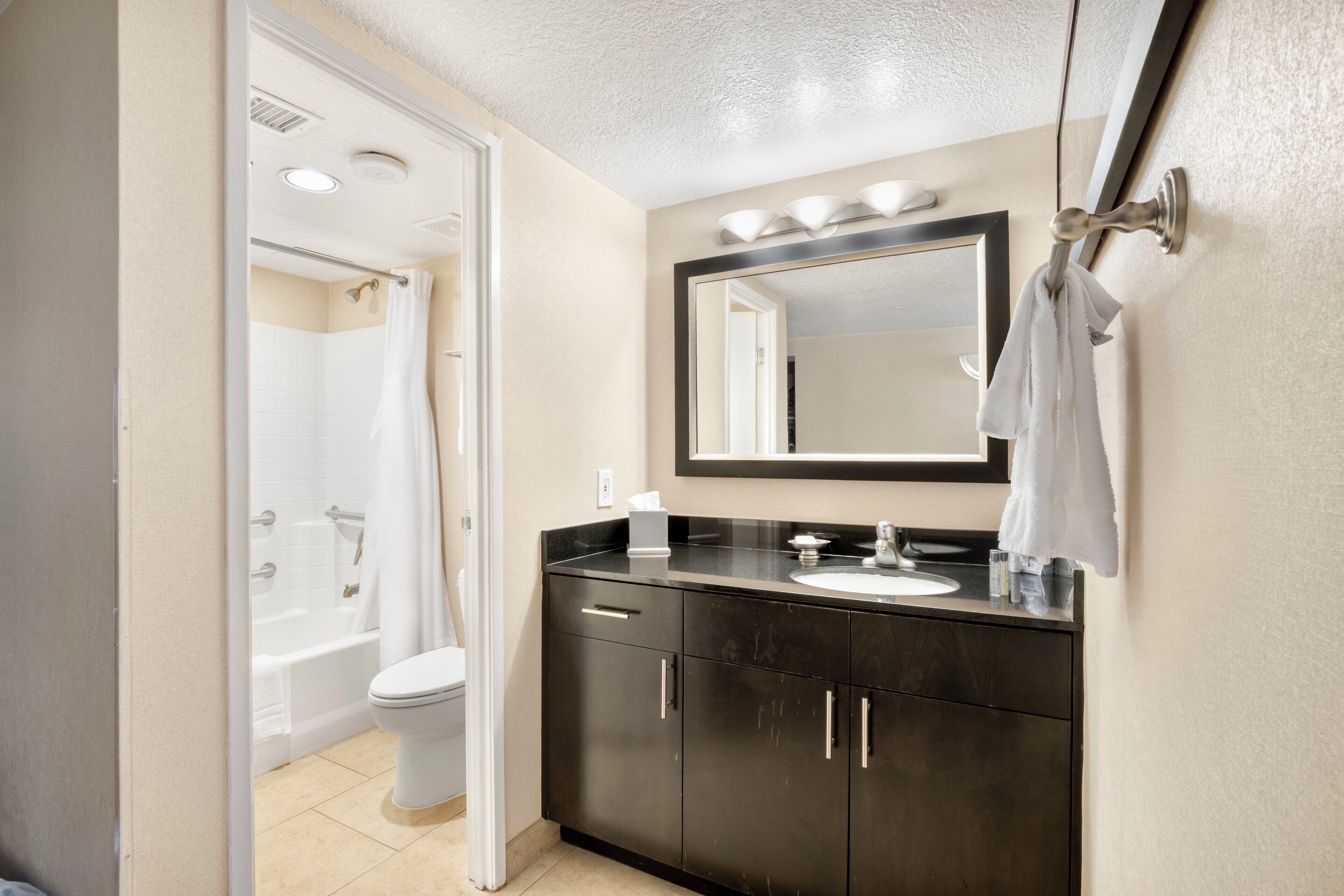 Foto - The Carriage House