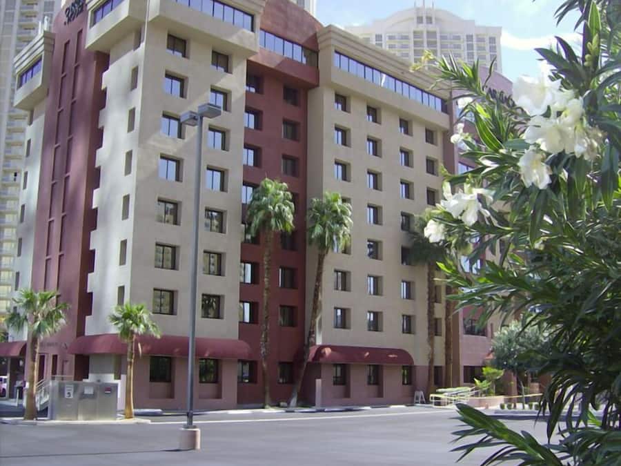 Bagian depan properti