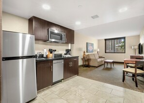 Suite, 1 King Bed | Private kitchenette | Fridge, microwave, stovetop, coffee/tea maker - The Carriage House (Las Vegas)