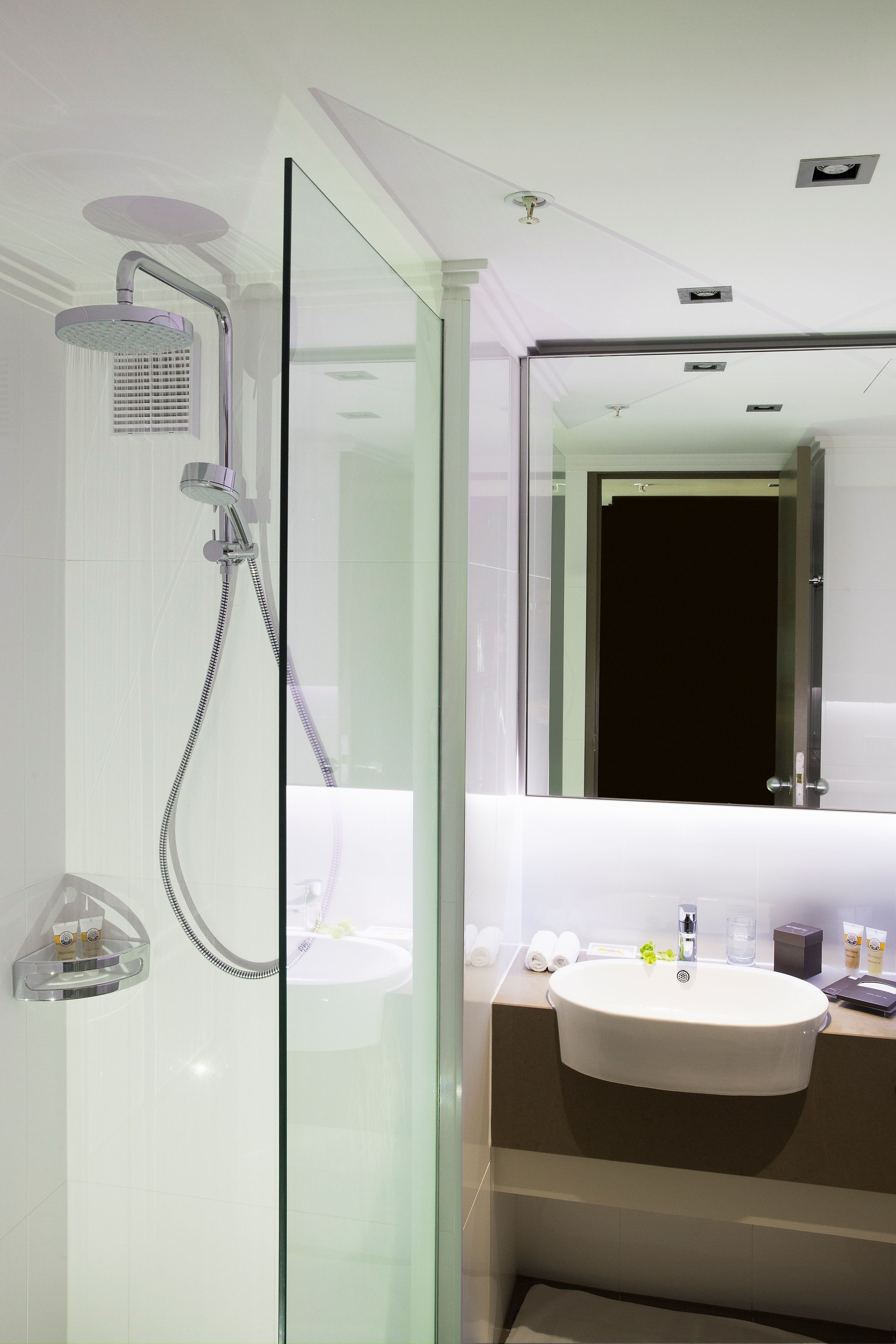 shower, eco-friendly toiletries, hair dryer, slippers