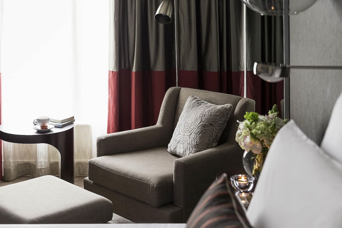 1 bedroom, premium bedding, minibar, in-room safe