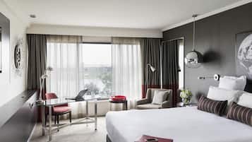 Premium bedding, minibar, in-room safe, desk