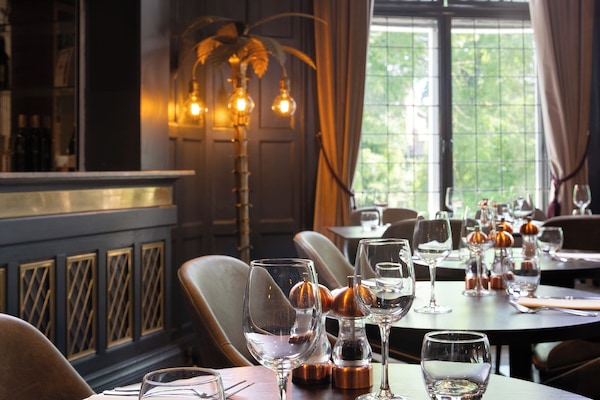 Aperto a colazione, pranzo e cena