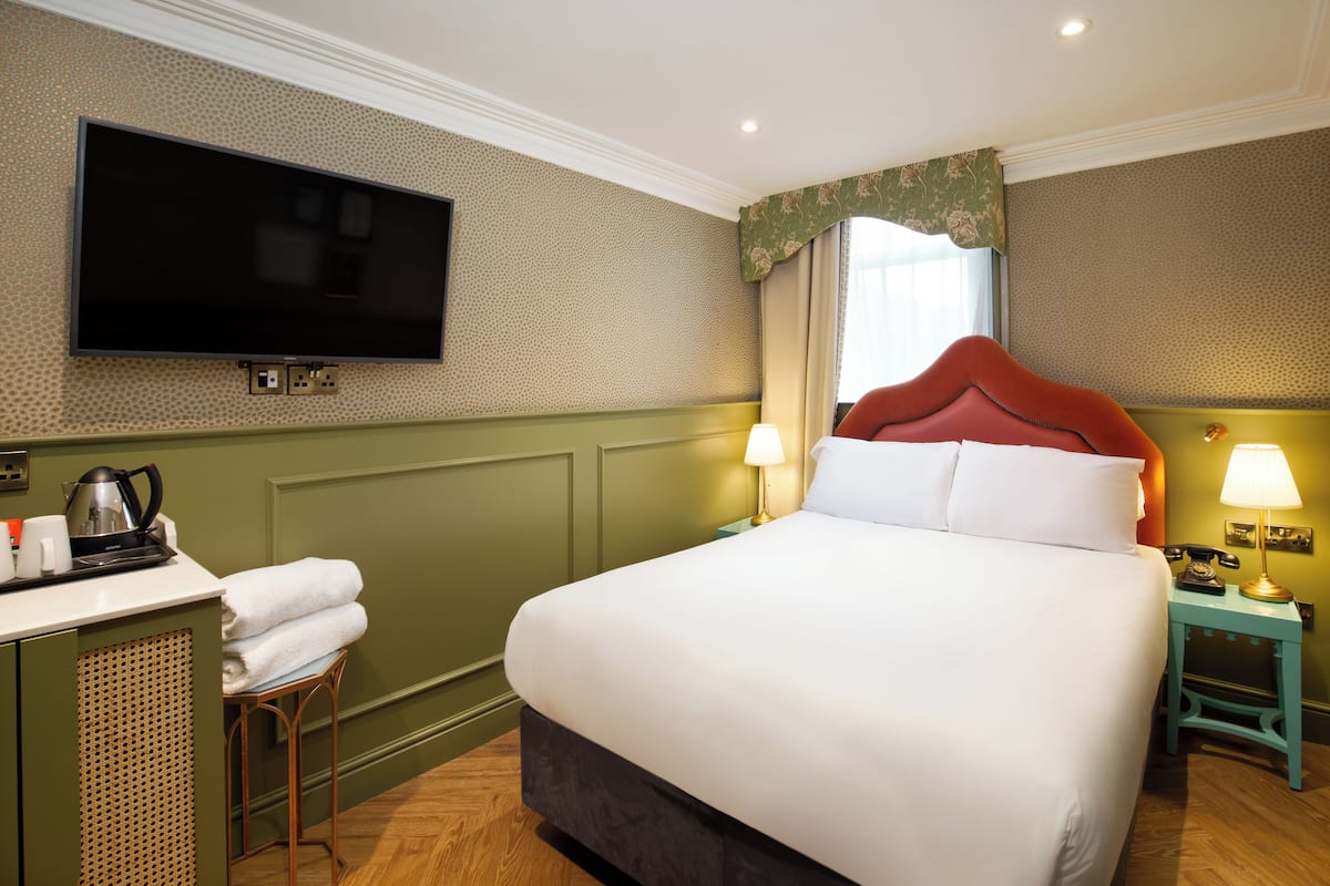 Classic Room, 1 Double Bed (George Walton)
