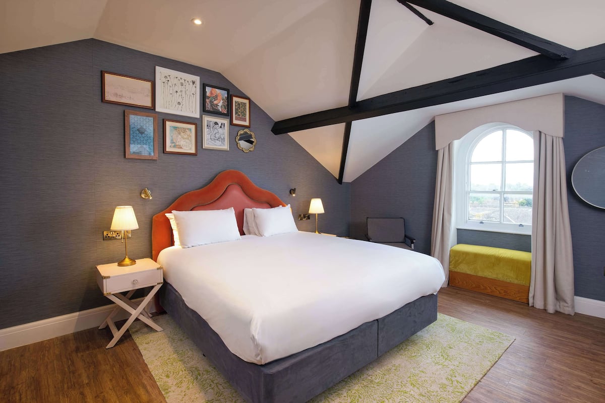 Family Suite, Multiple Beds (Knavesmire Attic)