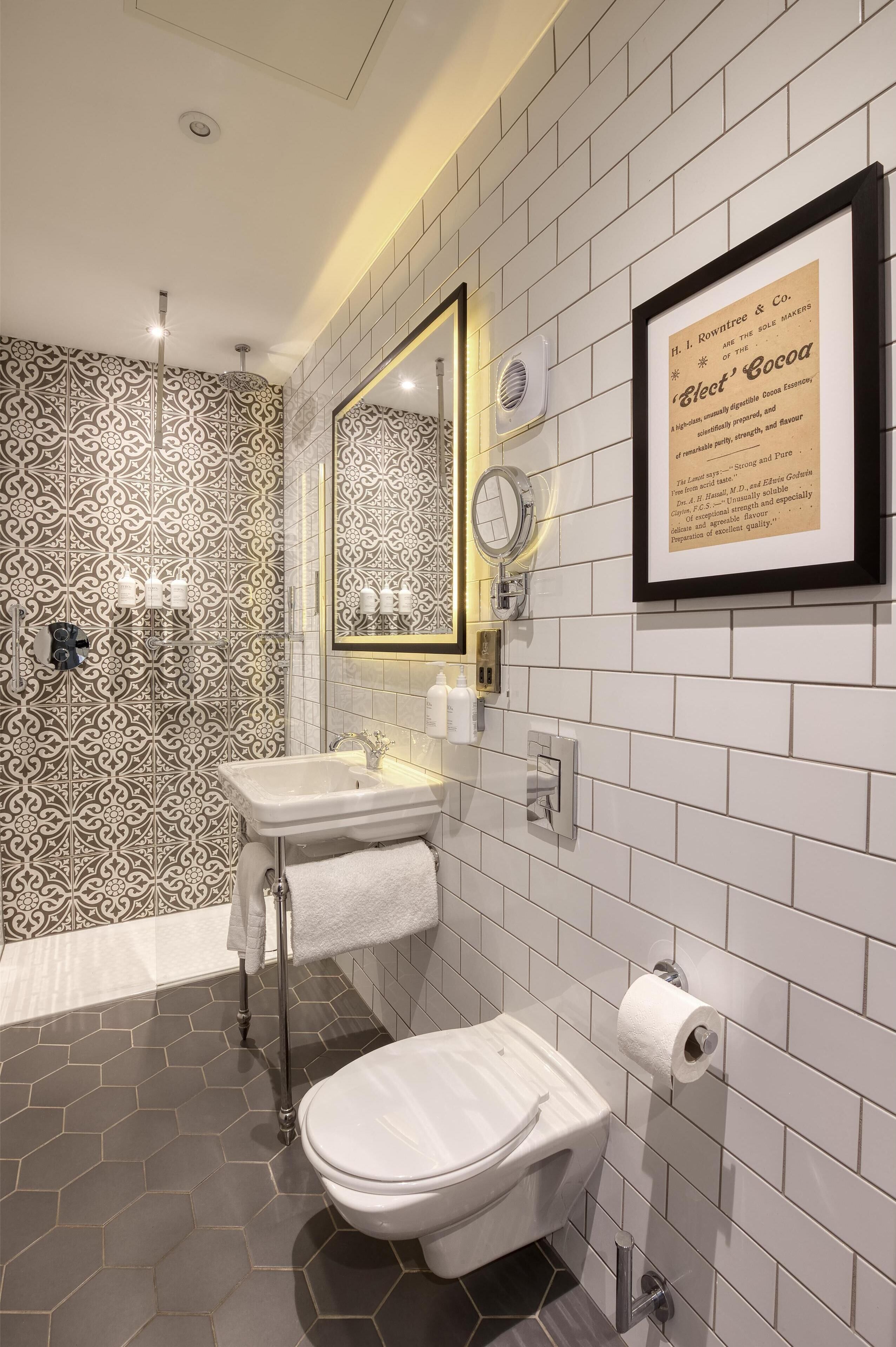Photo - Elmbank York, Tapestry Collection By Hilton