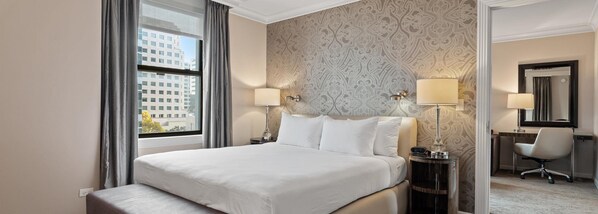 Suite, 1 King Bed with Sofa bed