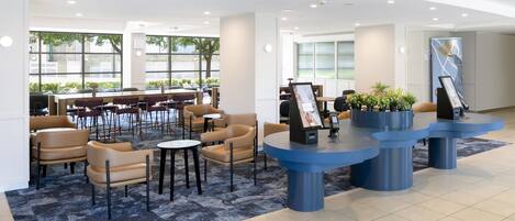 Breakfast and dinner served