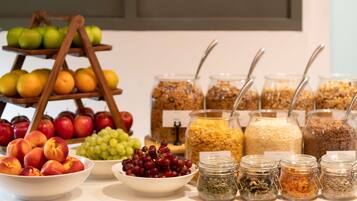 Daily buffet breakfast (AUD 26.5 per person)