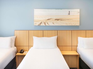 Standard Triple Room, 3 Single Beds