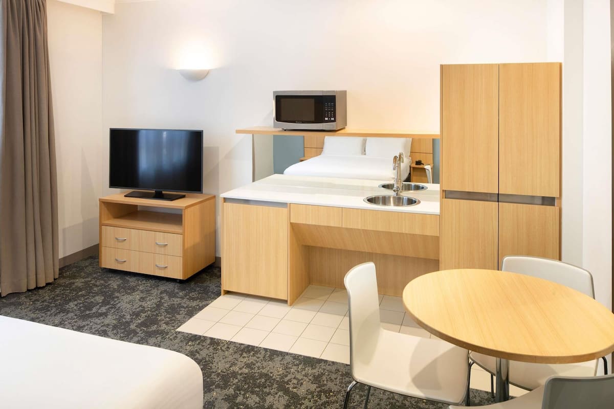 In-room safe, iron/ironing board, free cribs/infant beds, rollaway beds