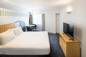 1 bedroom, in-room safe, laptop workspace, blackout drapes
