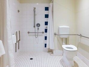 1 bedroom, in-room safe, laptop workspace, blackout drapes