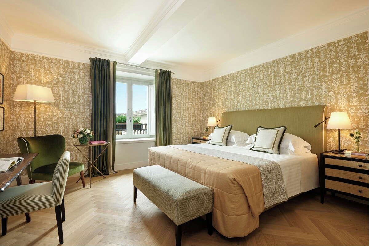 Habitación Premium | Ropa de cama de alta calidad, edredón, camas con pillow-top y minibar 