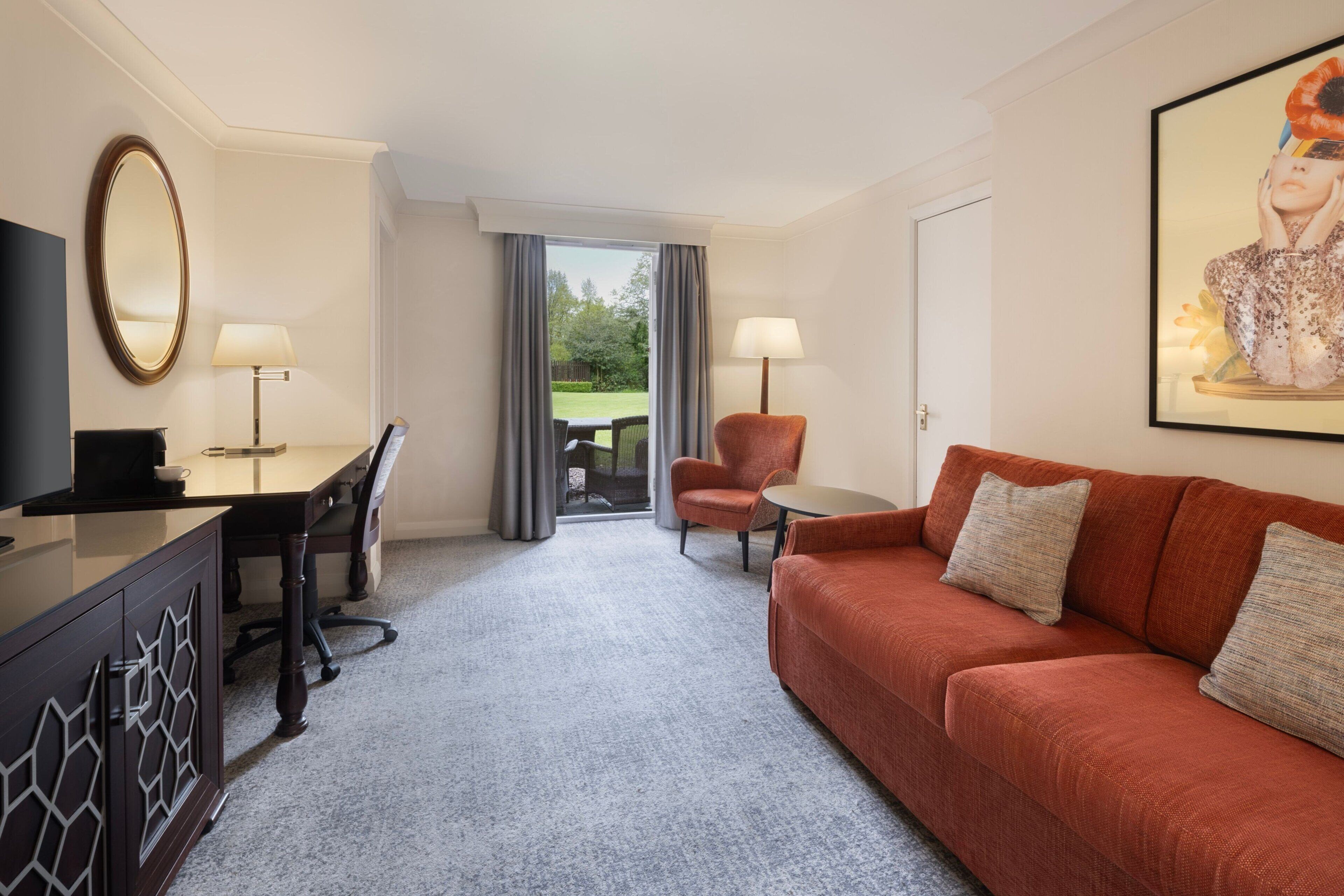 junior suite, 1 king bed | 1 bedroom, premium bedding, pillow-top beds, in-room safe