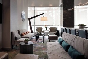 Breakfast, lunch, dinner served; American cuisine  - Vancouver Airport Marriott (Richmond)