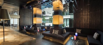 Gateway, Marco Polo Hotel