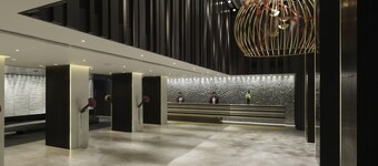 Gateway, Marco Polo Hotel