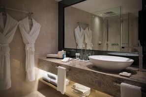 Premier Family Room | Salle de bain