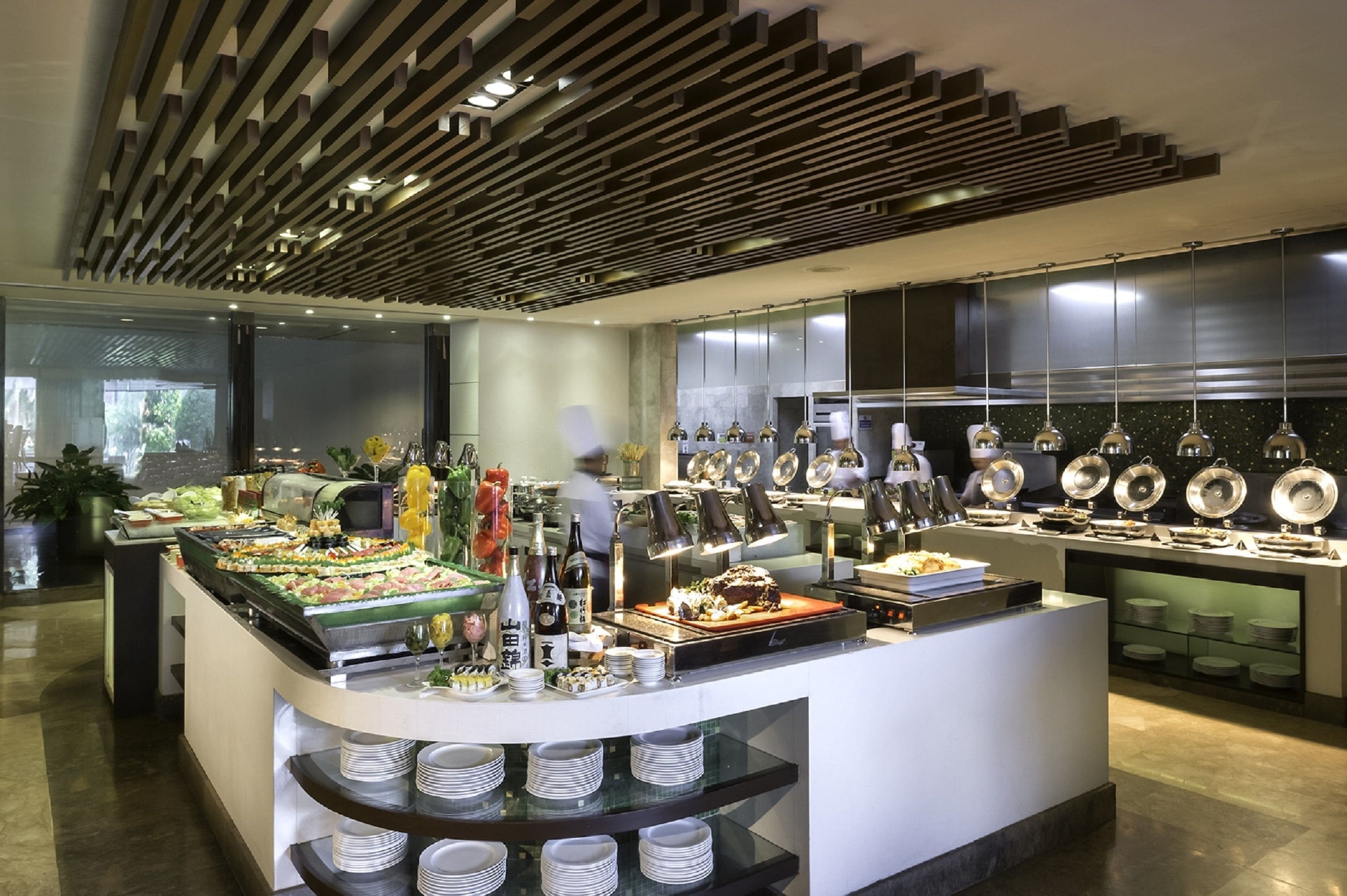 Päivittäinen buffetaamiainen (950 PHP per henkilö)