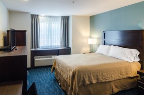 小型客房, 1 张大床, 无烟房 | 加厚床垫、办公桌、遮光窗帘、熨斗/熨衣板