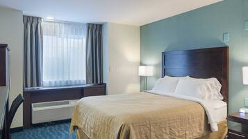 Room, 1 Queen Bed, Accessible, Non Smoking | Pillow-top beds, desk, blackout curtains, iron/ironing board