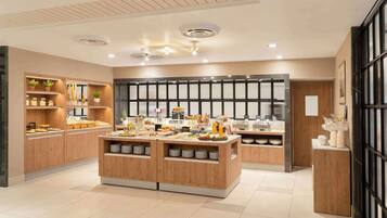 Daily buffet breakfast for a fee