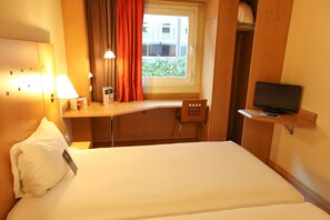 Room, 2 Twin Beds | In-room safe, desk, soundproofing, iron/ironing board